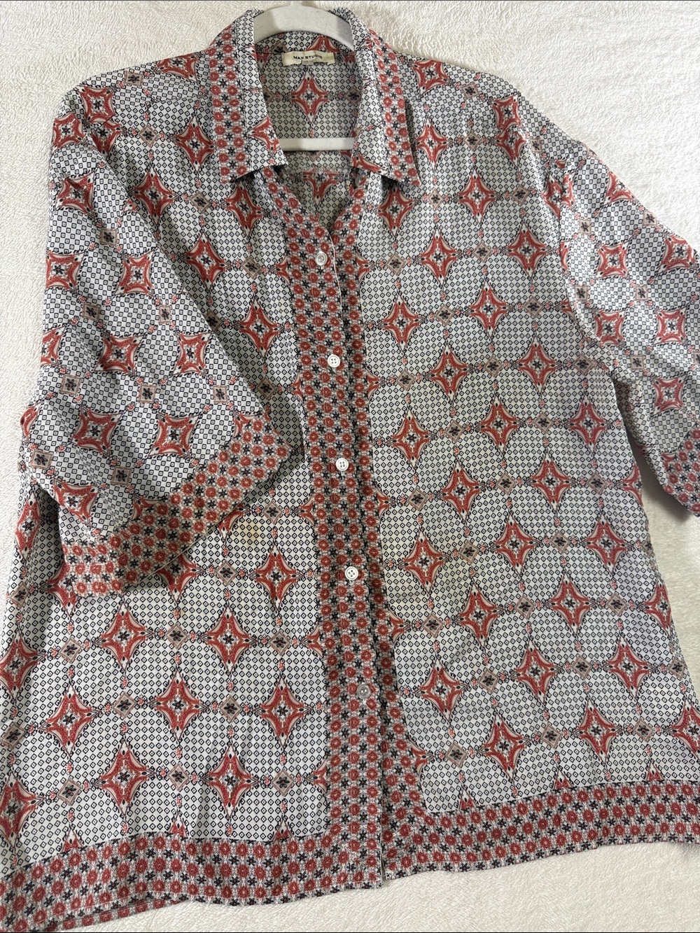 Max Studio Red & White Geometric Short-Sleeve Button-Down Shirt L